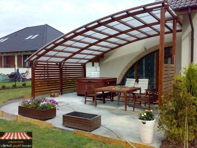 التصاميم المتاحة لمظلات لكسان للحدائق والأسطح