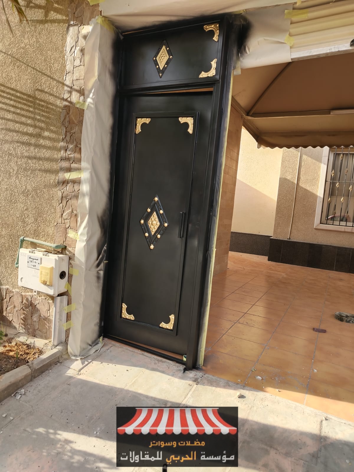 أهمية ترميم دهانات أبواب داخليه وخارجيه بكافة الاشكال والألوان